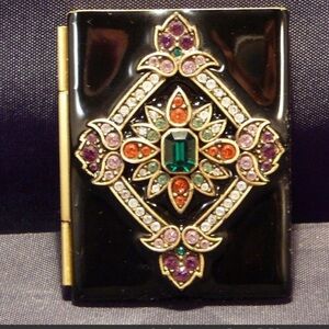 Jay Strongwater Black Mini Travel Folding Frame wHand Set Colored Crystals
5054